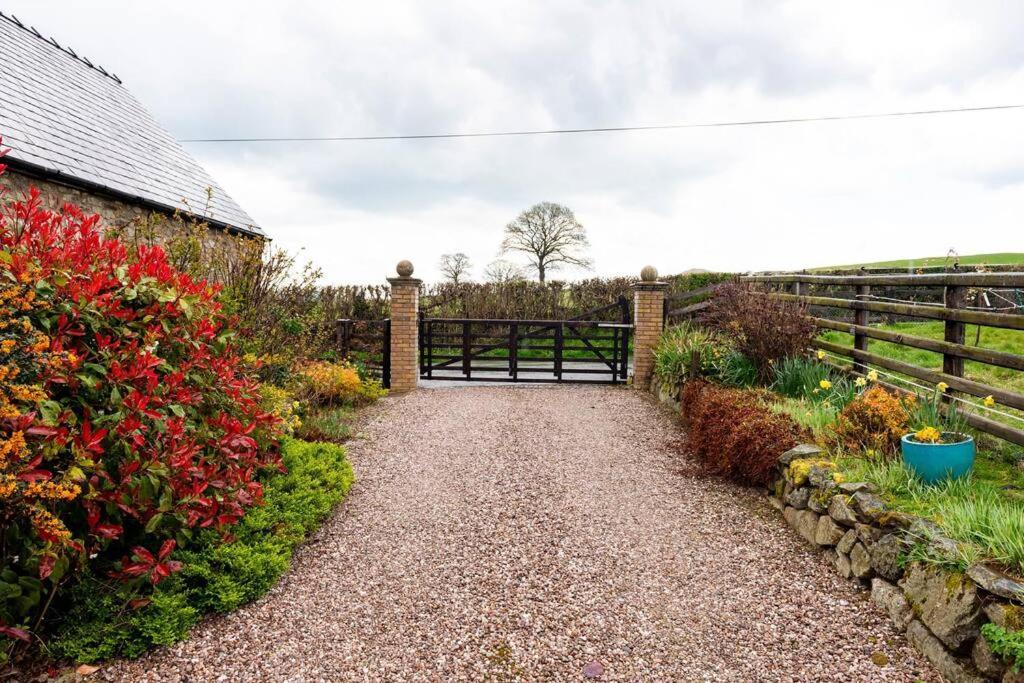 Вилла The Retreat Llanrhaeadr-ym-Mochnant Экстерьер фото