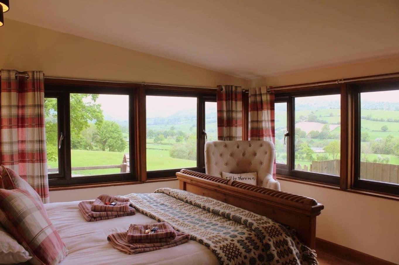 Вилла The Retreat Llanrhaeadr-ym-Mochnant Экстерьер фото